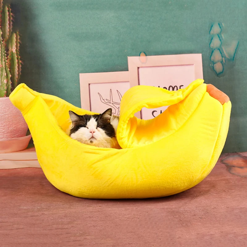 Luna's Banana Shaped Pet Bedding Comfortable Cat Nest Mat Winter Cushion Warm Soft Funny Kitten Sleeping Bag Cute Cozy Dog Accessories