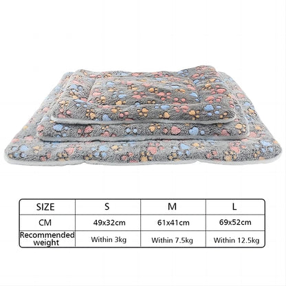 Pet Mats Flannel Thickened Dog Bed Mat Soft Pet Sleeping Mat for Dogs Cats Winter Warm Pet Blanket ﻿