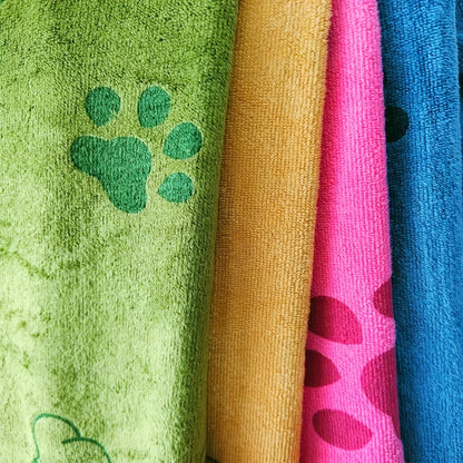 1 (27.56*39.37inch) pet bath towel, cat and dog bath towel, strong absorbency and lint-free large microfiber bath towel after bathing