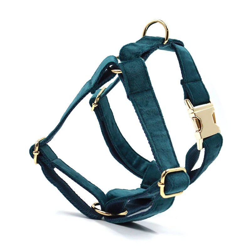 Vintage Emerald Green Dog Harness Personalized Thick Velvet Luxury Dog Collar with Leash Poop Bags Adjustable Bowtie Dog Collar