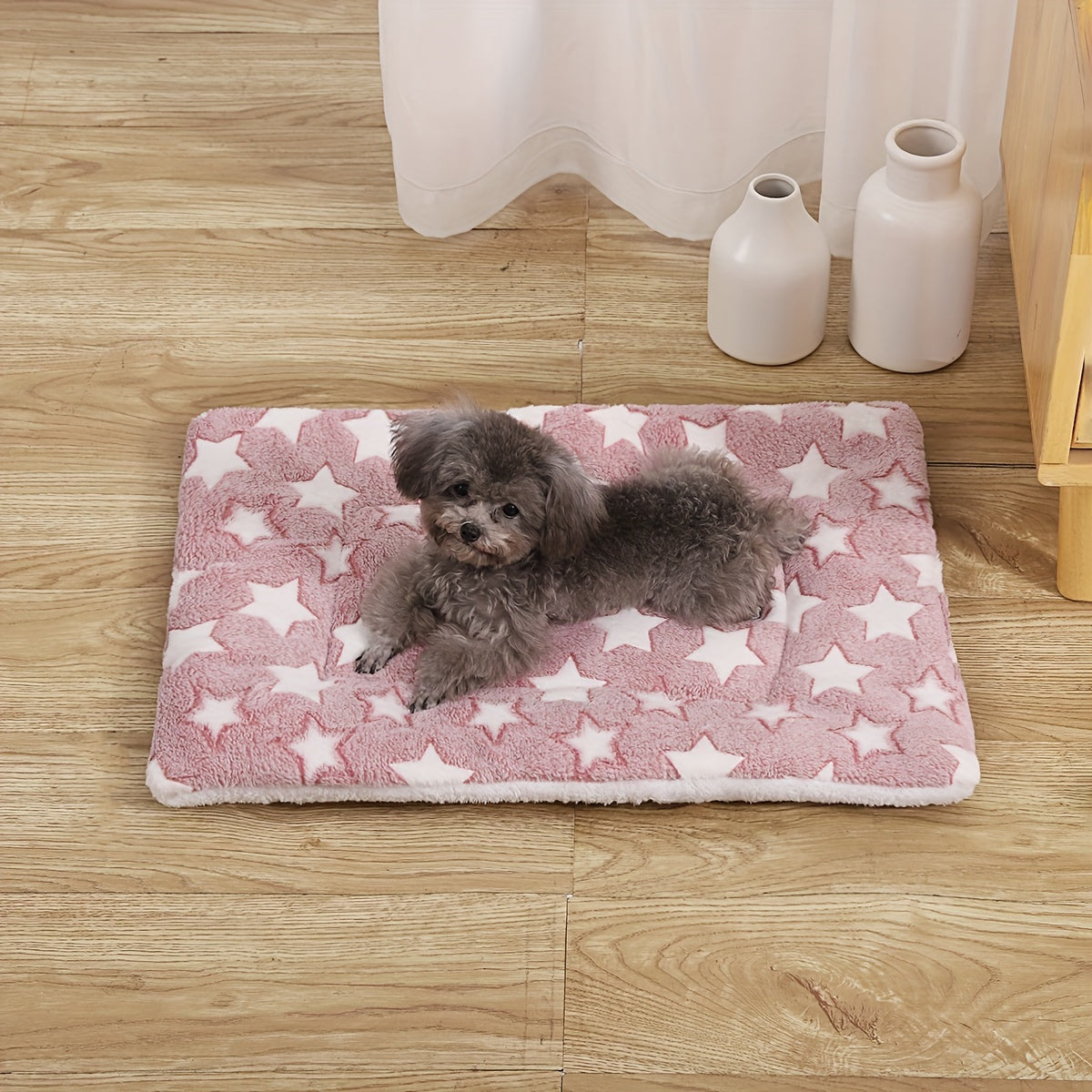 Pet Warm Thickened Mats, Premium Plush Flannel Cushion Indoor Plush Cat Blankets