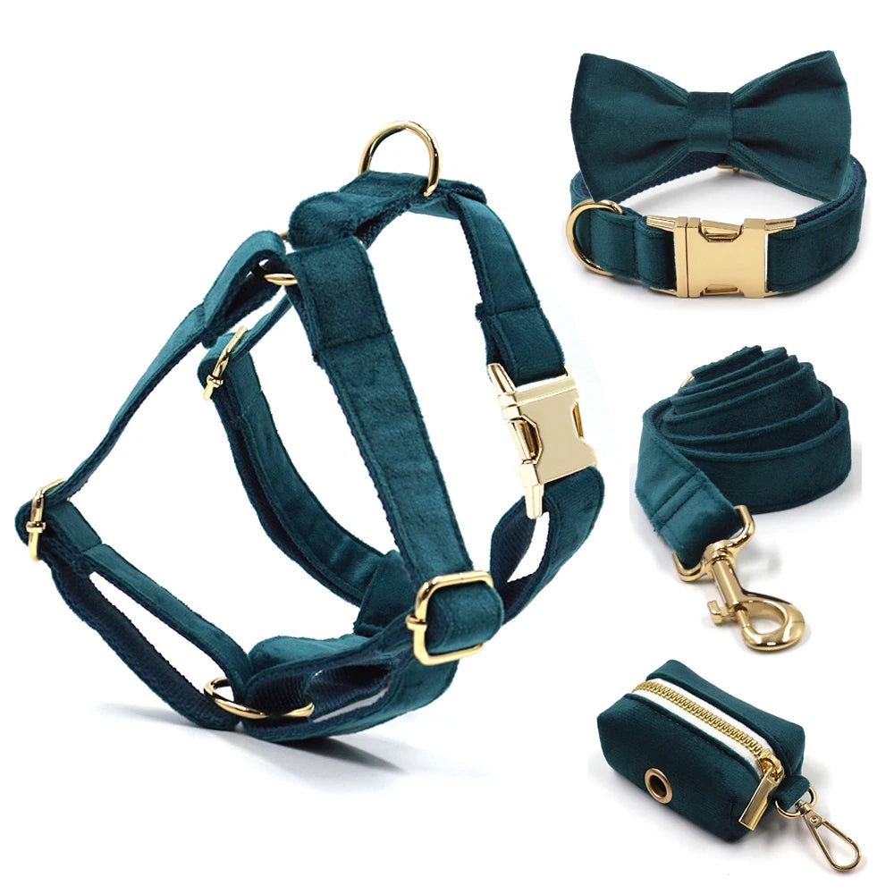 Vintage Emerald Green Dog Harness Personalized Thick Velvet Luxury Dog Collar with Leash Poop Bags Adjustable Bowtie Dog Collar